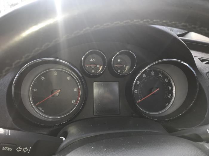 Opel Insignia 2.0 CDTI 16V 160 Ecotec Sloopvoertuig (2010, Blauw)