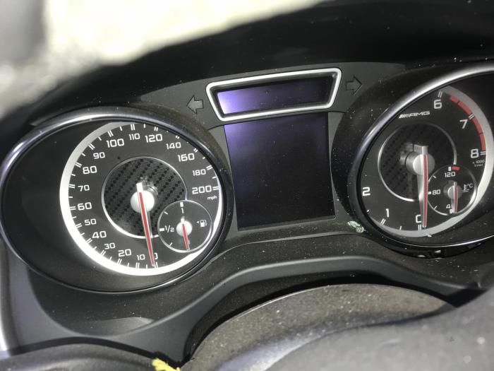 Mercedes GLA 2.0 45 AMG Turbo 16V Sloopvoertuig (2015, Grijs)