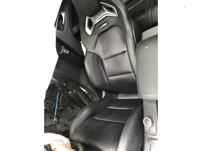 Mercedes GLA 2.0 45 AMG Turbo 16V Sloopvoertuig (2015, Grijs)