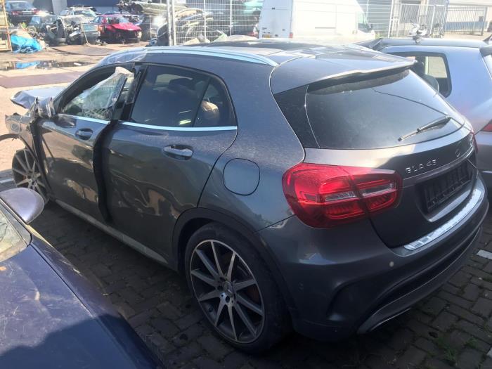 Mercedes GLA 2.0 45 AMG Turbo 16V Sloopvoertuig (2015, Grijs)