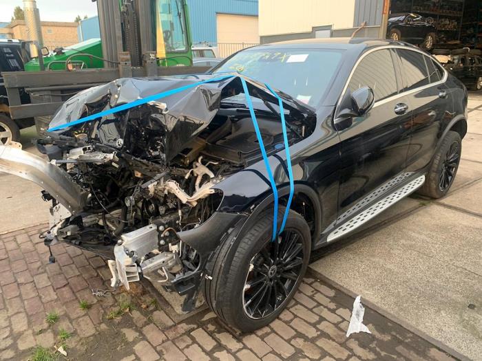Mercedes GLC Coupe 2.0 250 16V 4-Matic Sloopvoertuig (2019, Zwart)