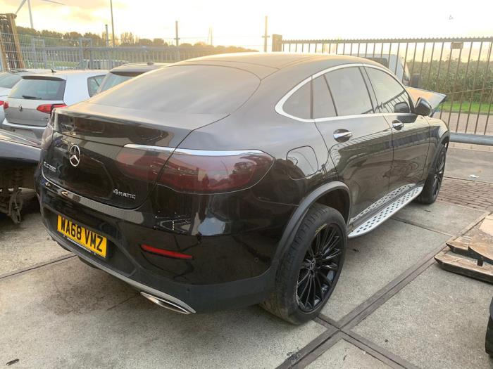 Mercedes GLC Coupe 2.0 250 16V 4-Matic Sloopvoertuig (2019, Zwart)