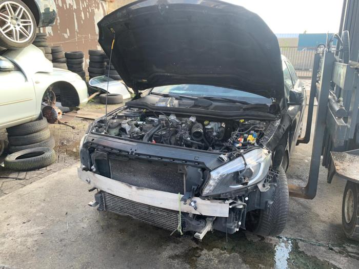 Mercedes A 1.5 A-180 CDI, A-180d 16V Sloopvoertuig (2013, Zwart)