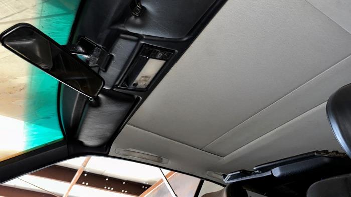 Mercedes E 3.0 300 CE Sloopvoertuig (1993, Rood)