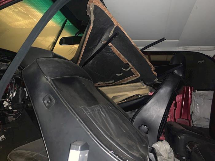 Mercedes E 3.0 300 CE Sloopvoertuig (1993, Rood)