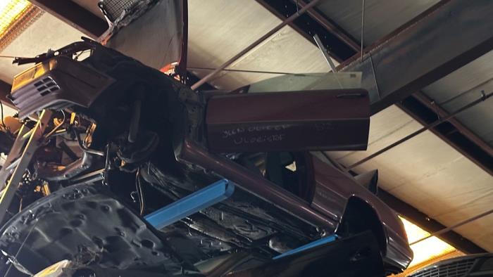 Mercedes E 3.0 300 CE Sloopvoertuig (1993, Rood)