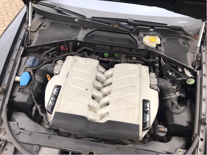 Volkswagen Phaeton 6.0 W12 48V 4Motion Sloopvoertuig (2004, Zwart)