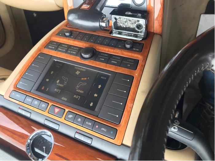 Volkswagen Phaeton 6.0 W12 48V 4Motion Sloopvoertuig (2004, Zwart)