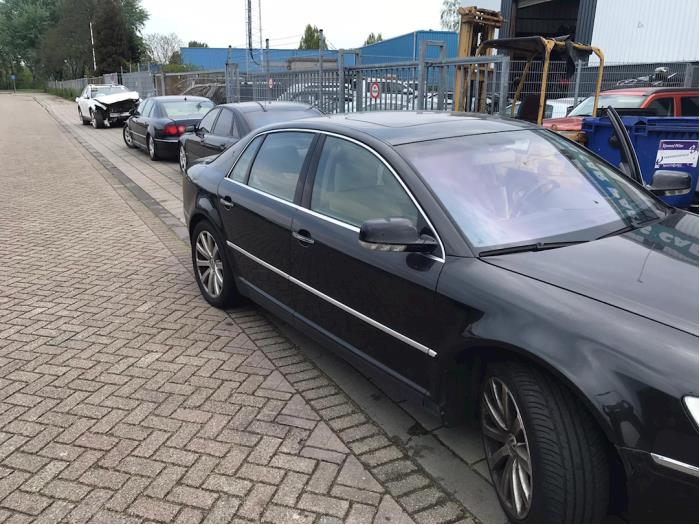 Volkswagen Phaeton 6.0 W12 48V 4Motion Sloopvoertuig (2004, Zwart)