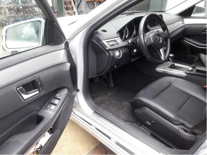 Mercedes E E-200 CDI 16V BlueEfficiency,BlueTEC Sloopvoertuig (2015, Zilver)