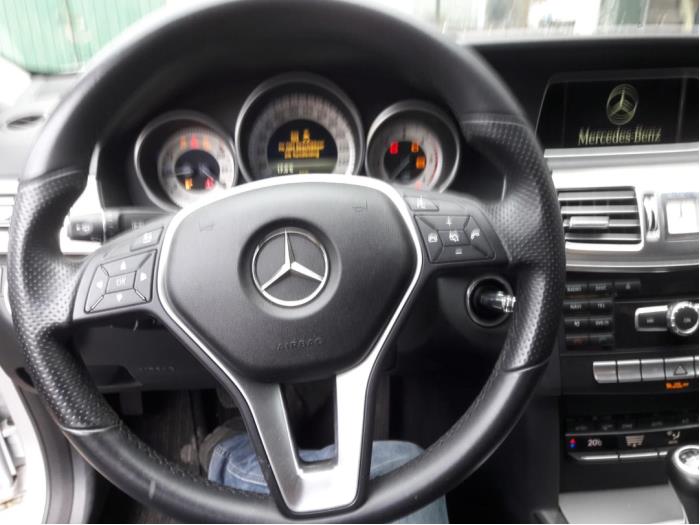 Mercedes E E-200 CDI 16V BlueEfficiency,BlueTEC Sloopvoertuig (2015, Zilver)