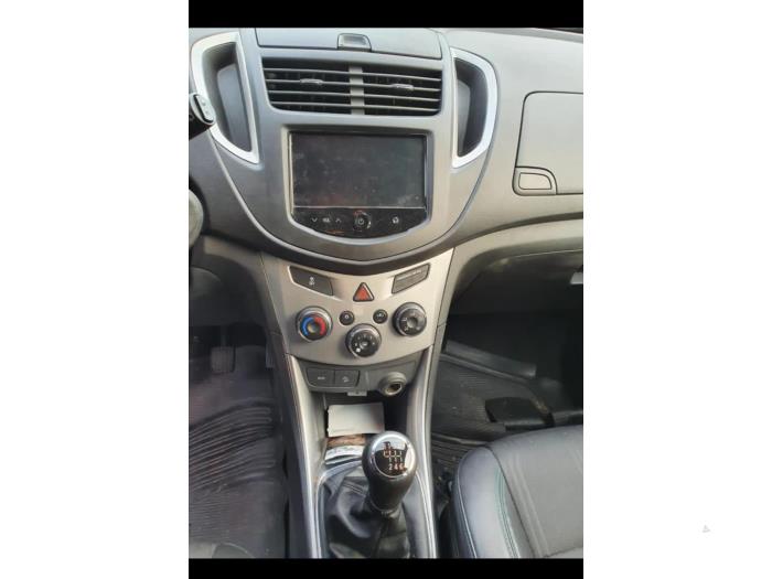 Chevrolet Trax 1.4 Turbo 16V 4x4 Sloopvoertuig (2015, Zwart)