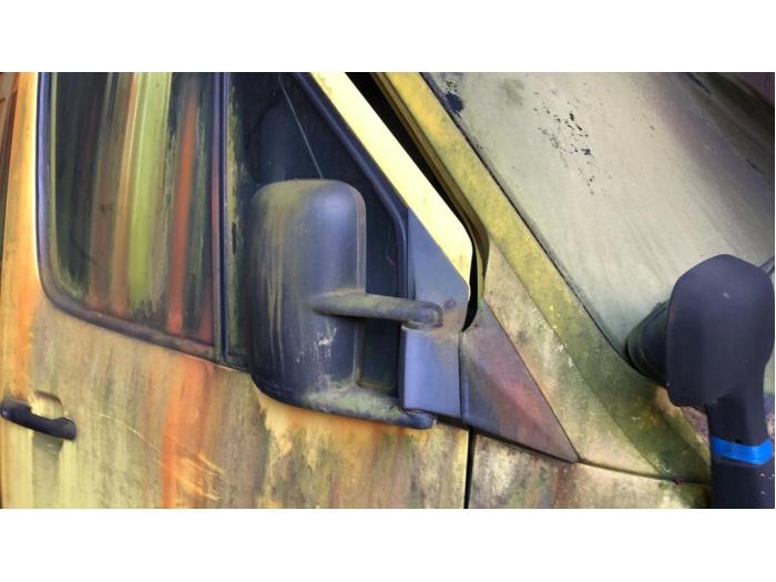 Mercedes Sprinter 3t 312D 4x4 Sloopvoertuig (1998, Geel)