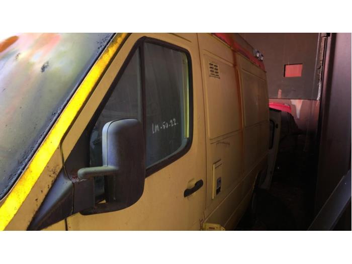 Mercedes Sprinter 3t 312D 4x4 Sloopvoertuig (1998, Geel)