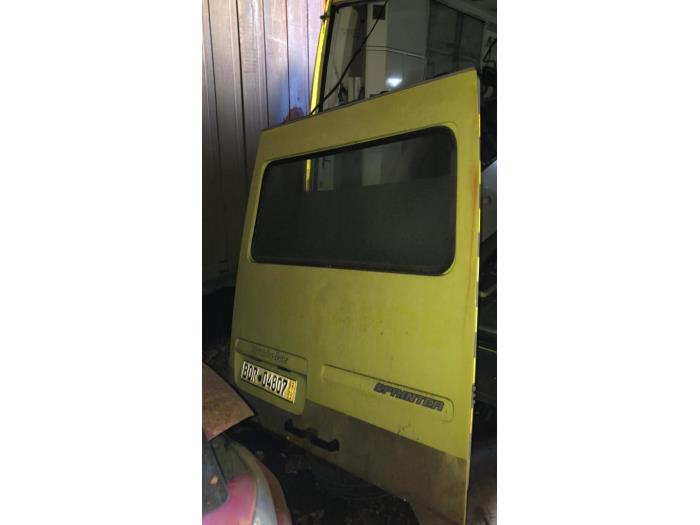 Mercedes Sprinter 3t 312D 4x4 Sloopvoertuig (1998, Geel)