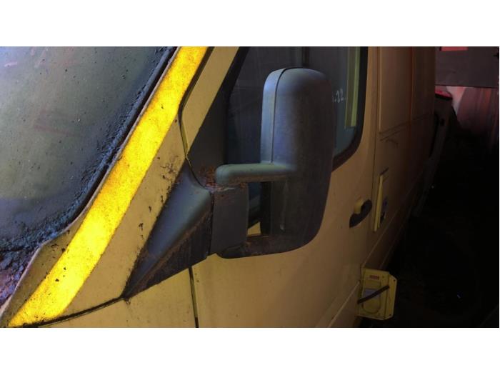 Mercedes Sprinter 3t 312D 4x4 Sloopvoertuig (1998, Geel)