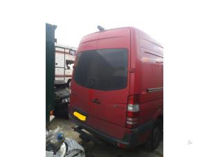 Mercedes Sprinter 3,5t 310 CDI 16V Sloopvoertuig (2010, Rood)
