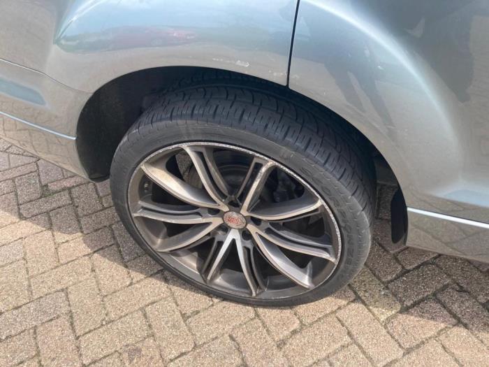 Audi Q7 4.2 FSI V8 32V Sloopvoertuig (2007, Grijs)