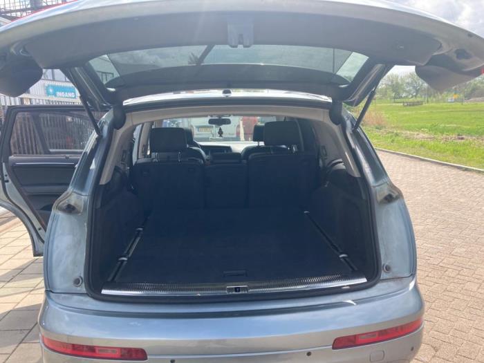 Audi Q7 4.2 FSI V8 32V Sloopvoertuig (2007, Grijs)