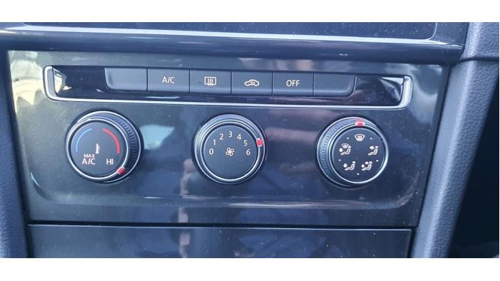 Volkswagen Golf VII 1.0 TSI 12V BlueMotion Sloopvoertuig (2019, Zwart)