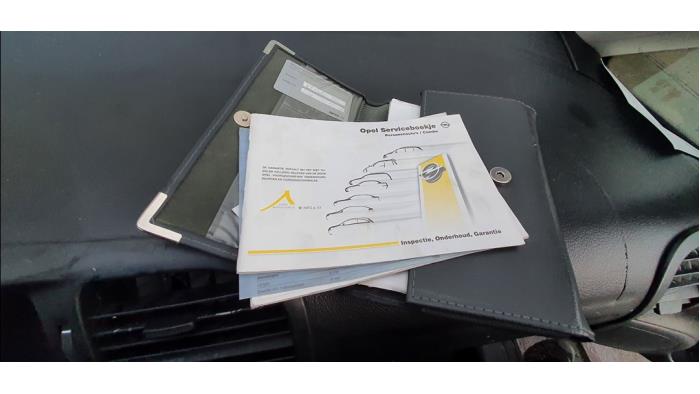 Opel Zafira 2.0 16V Turbo OPC Sloopvoertuig (2002, Blauw)