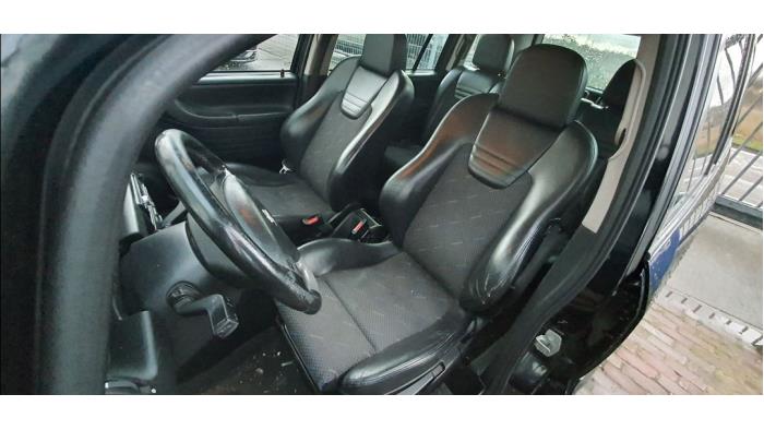 Opel Zafira 2.0 16V Turbo OPC Sloopvoertuig (2002, Blauw)