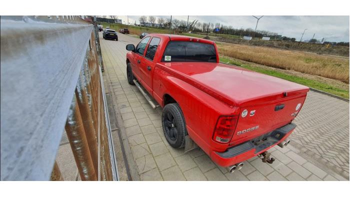 Dodge Ram 3500 Standard Cab 5.7 V8 Hemi 3500 4x4 Sloopvoertuig (2004, Rood)