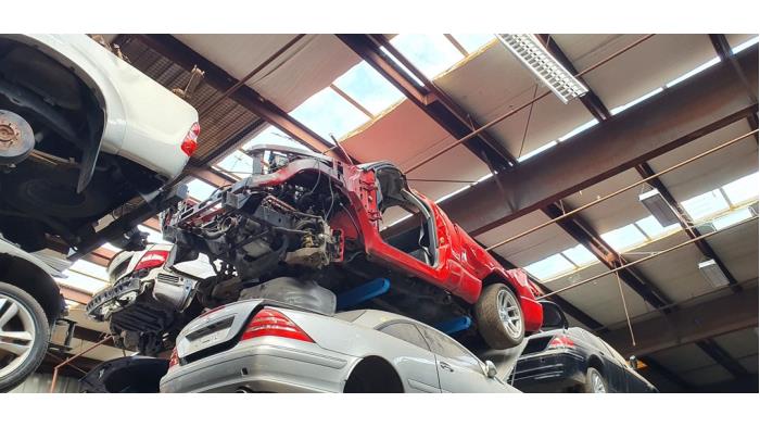 Dodge Ram 3500 Standard Cab 8.3 1500 SRT-10 Standard Cab Sloopvoertuig (2004, Rood)