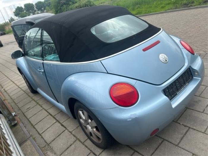 Volkswagen New Beetle 1.6 Schadevoertuig (2004, Blauw)