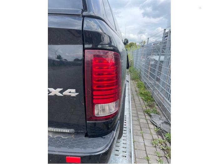 Dodge 1500 Standard Cab 5.7 Hemi V8 Sloopvoertuig (2014, Zwart)