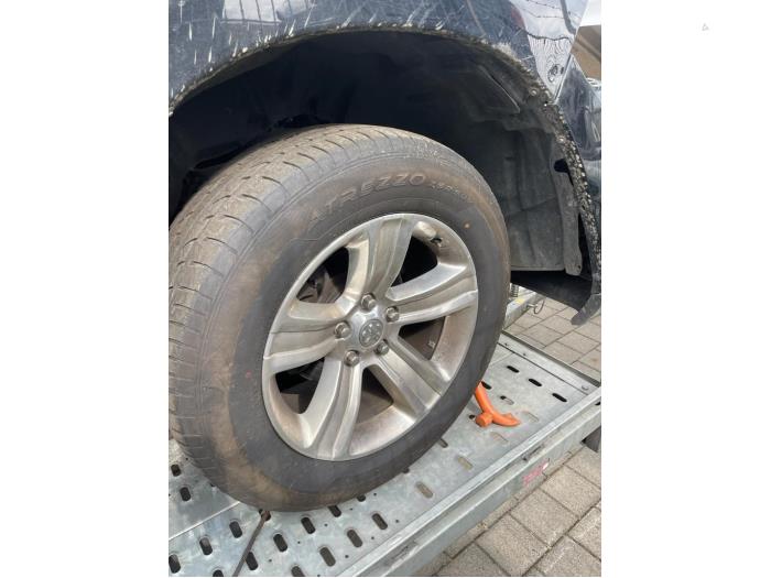 Dodge 1500 Standard Cab 5.7 Hemi V8 Sloopvoertuig (2014, Zwart)