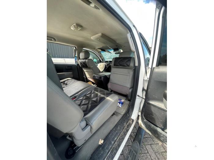 Toyota Tundra 5.7 V8 32V Dual VVT-I Schadevoertuig (2010, Graniet)