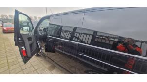 Volkswagen Multivan T5 2.0 BiTDI DRF Sloopvoertuig (2012, Zwart)
