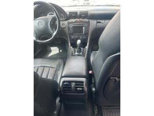 Mercedes C Combi AMG 3.2 C-32 AMG V6 18V Sloopvoertuig (2001, Zwart)