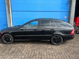 Mercedes C Combi AMG 3.2 C-32 AMG V6 18V Sloopvoertuig (2001, Zwart)
