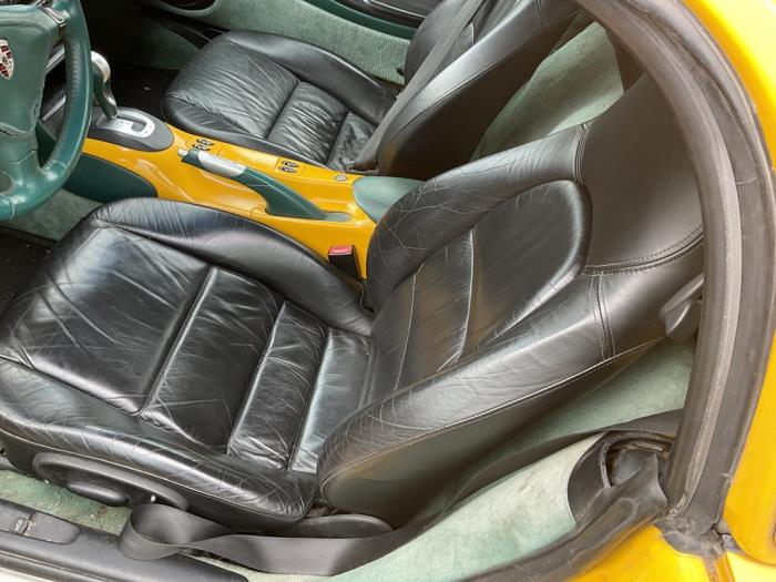 Porsche Boxster 2.7 24V Sloopvoertuig (2004, Geel)