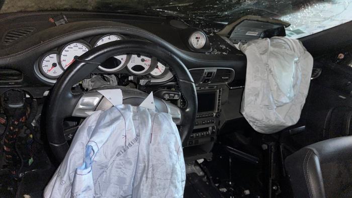 Porsche 911 3.8 24V Carrera 4S Sloopvoertuig (2006)