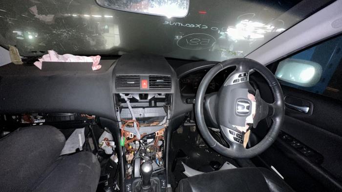 Honda Accord Tourer 2.0 i-VTEC 16V Sloopvoertuig (2005)