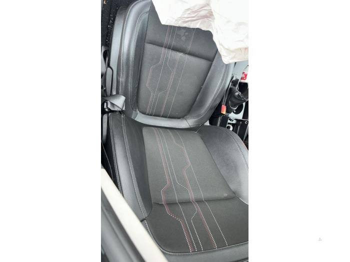 Opel Astra J Sports Tourer 1.4 Turbo 16V Sloopvoertuig (2012, Zwart)