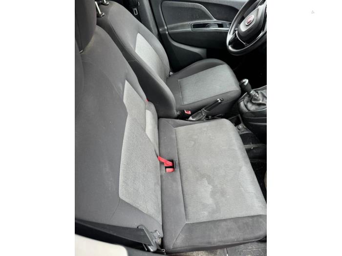 Fiat Doblo Cargo 1.3 MJ 16V DPF Euro 5 Sloopvoertuig (2015, Graniet)