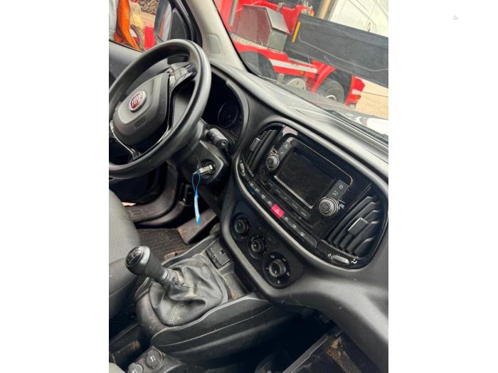 Fiat Doblo Cargo 1.3 MJ 16V DPF Euro 5 Sloopvoertuig (2015, Graniet)