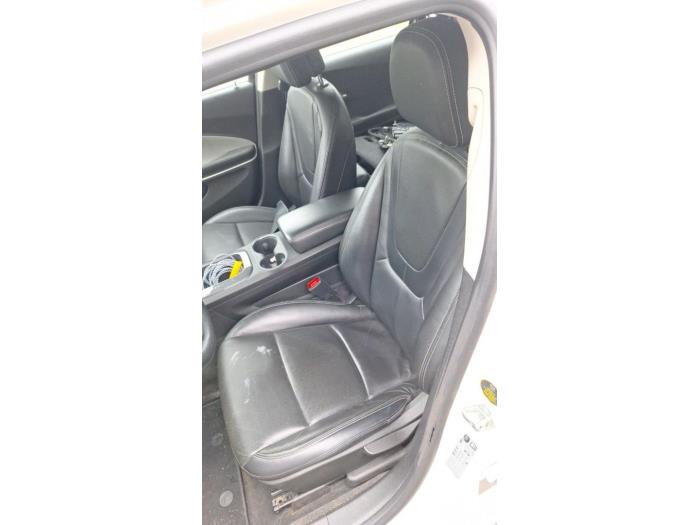 Opel Ampera 1.4 16V Sloopvoertuig (2012, Wit)