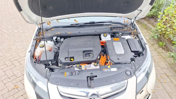 Opel Ampera 1.4 16V Sloopvoertuig (2012, Wit)