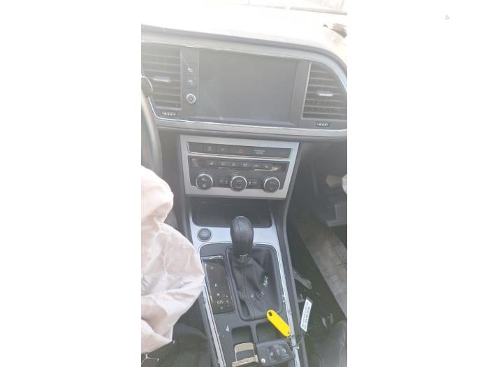 Seat Leon ST 2.0 TDI FR 16V Sloopvoertuig (2020, Zwart)