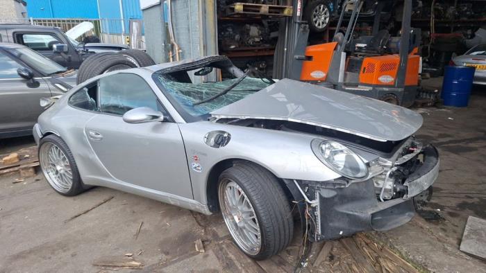 Porsche 911 3.6 24V Carrera Sloopvoertuig (2005, Grijs)