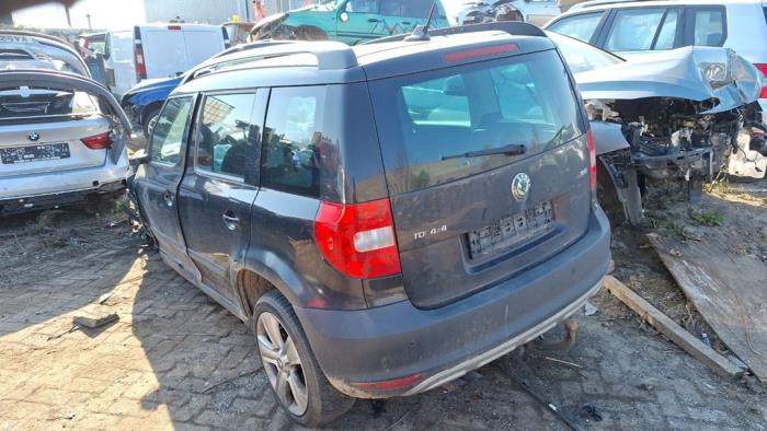 Skoda Yeti 2.0 TDI 16V 4x4 Sloopvoertuig (2016, Zwart)