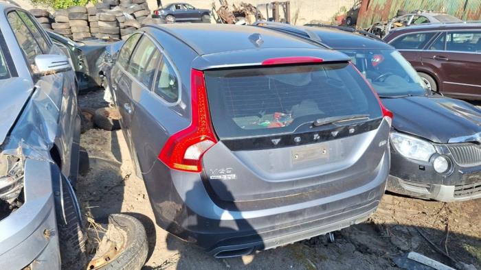Volvo V60 I 2.0 D2 16V Sloopvoertuig (2015, Grijs)
