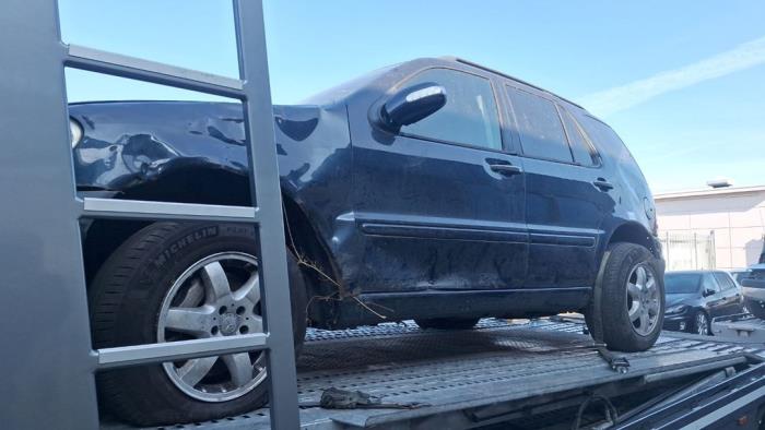 Mercedes ML I 400 4.0 CDI V8 32V Sloopvoertuig (2002, Zwart)