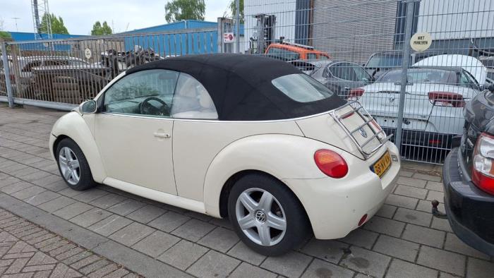 Volkswagen New Beetle 2.0 Sloopvoertuig (2004, Beige)