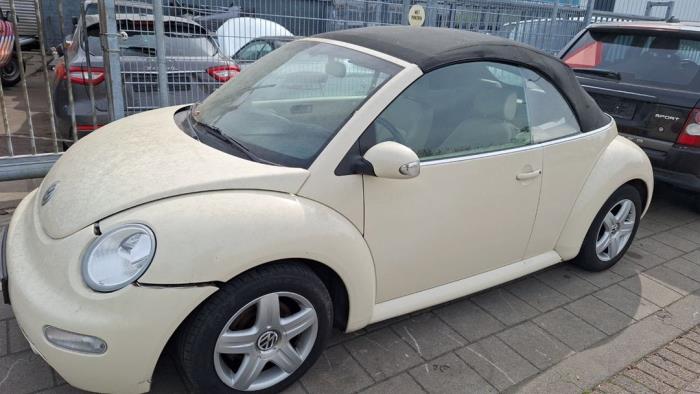 Volkswagen New Beetle 2.0 Sloopvoertuig (2004, Beige)